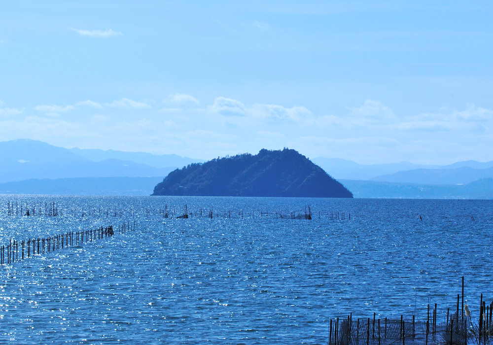 竹生島